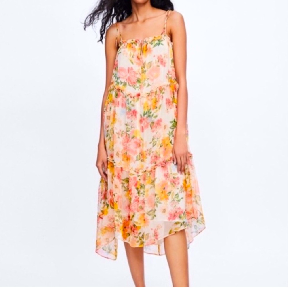 Zara Peach Floral Tiered Beach Boho Flowy Midi
Dress Size M/L
